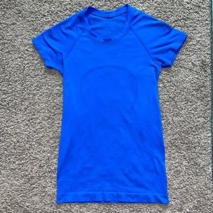 Lululemon Symphony Blue Short Sleeve Swiftly Size 4
